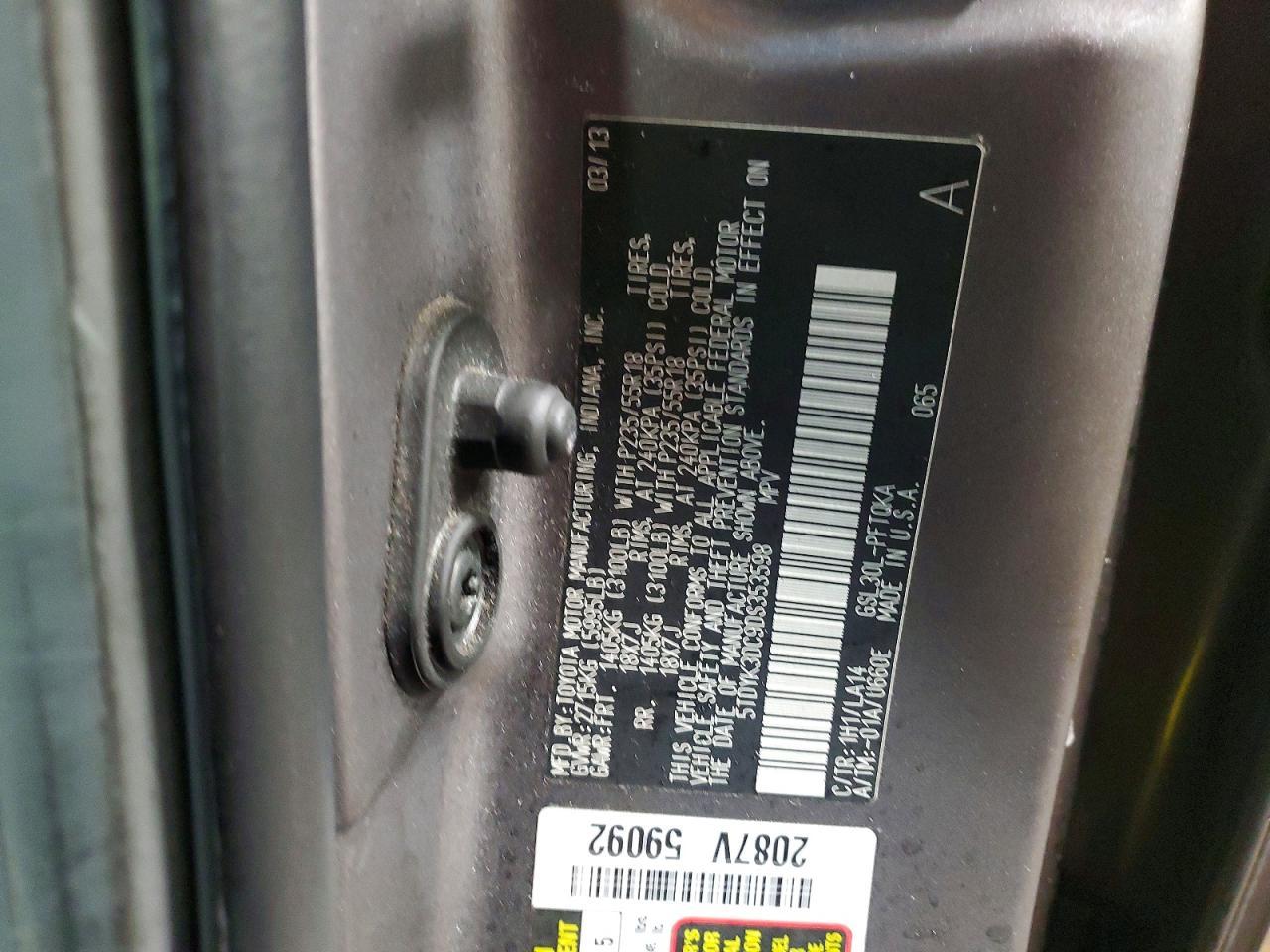 2013 TOYOTA SIENNA