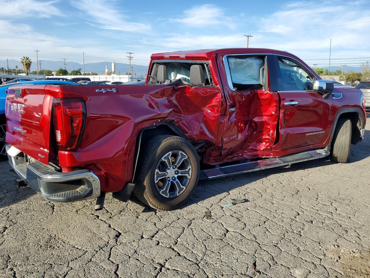 2024 GMC Sierra