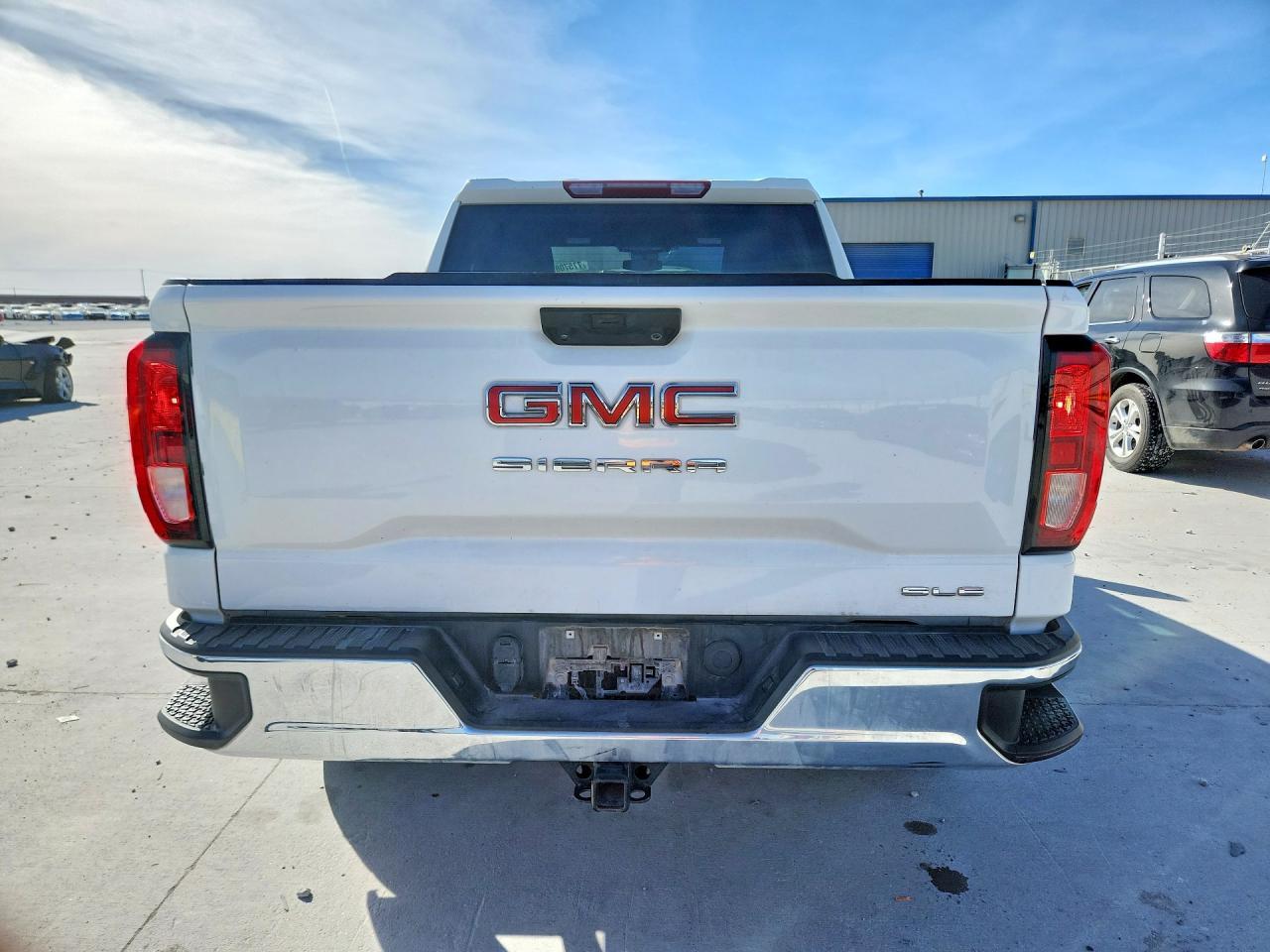 2023 GMC Sierra