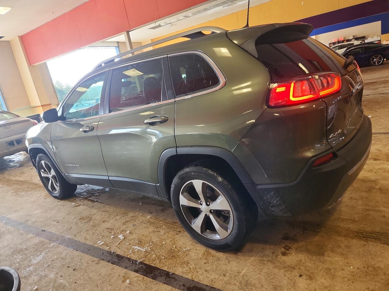 2019 JEEP CHEROKEE