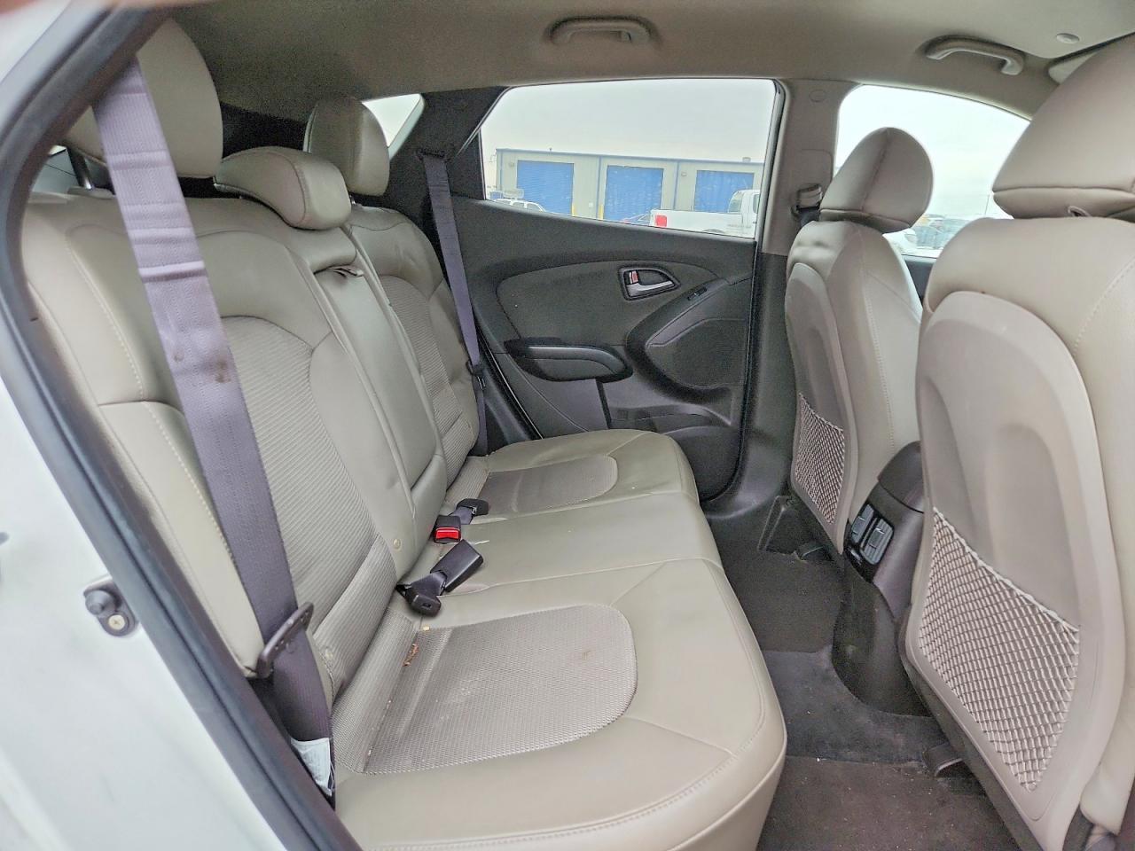 2015 HYUNDAI TUCSON