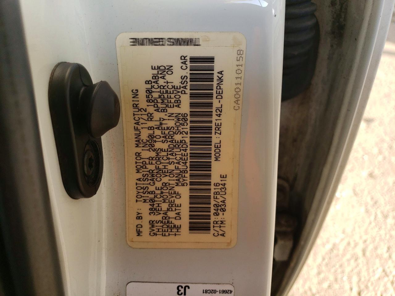 2013 TOYOTA COROLLA