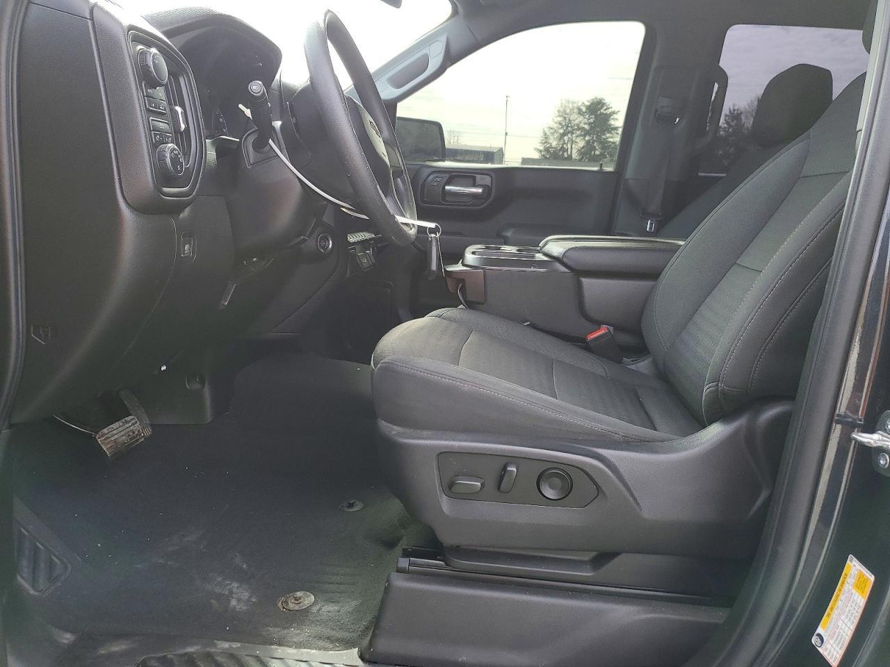 2023 CHEVROLET Silverado