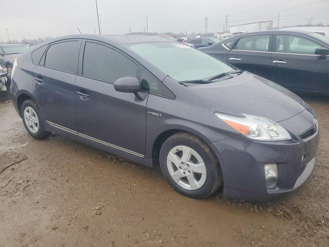 2011 TOYOTA PRIUS