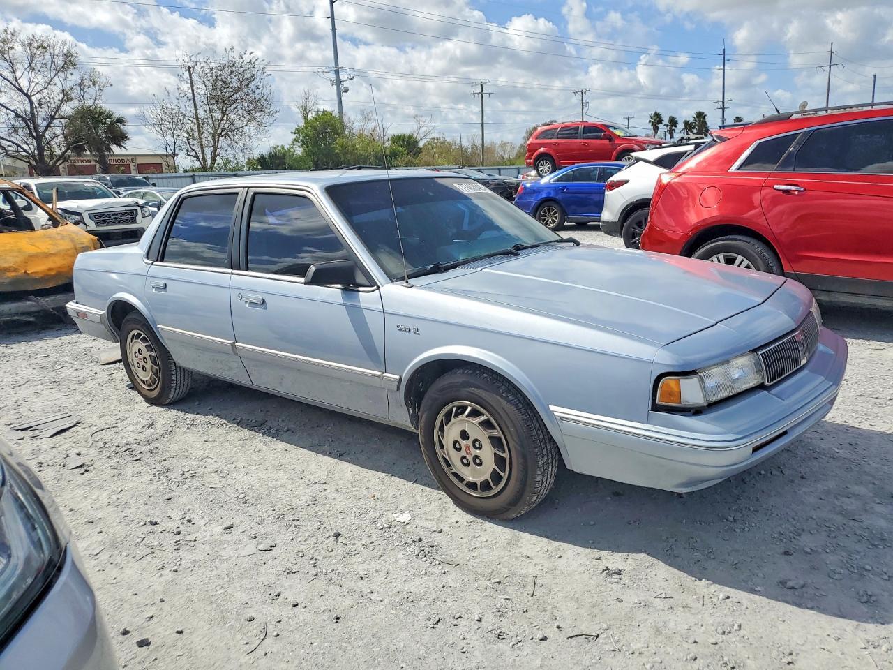 1996 OLDSMOBILE Ciera