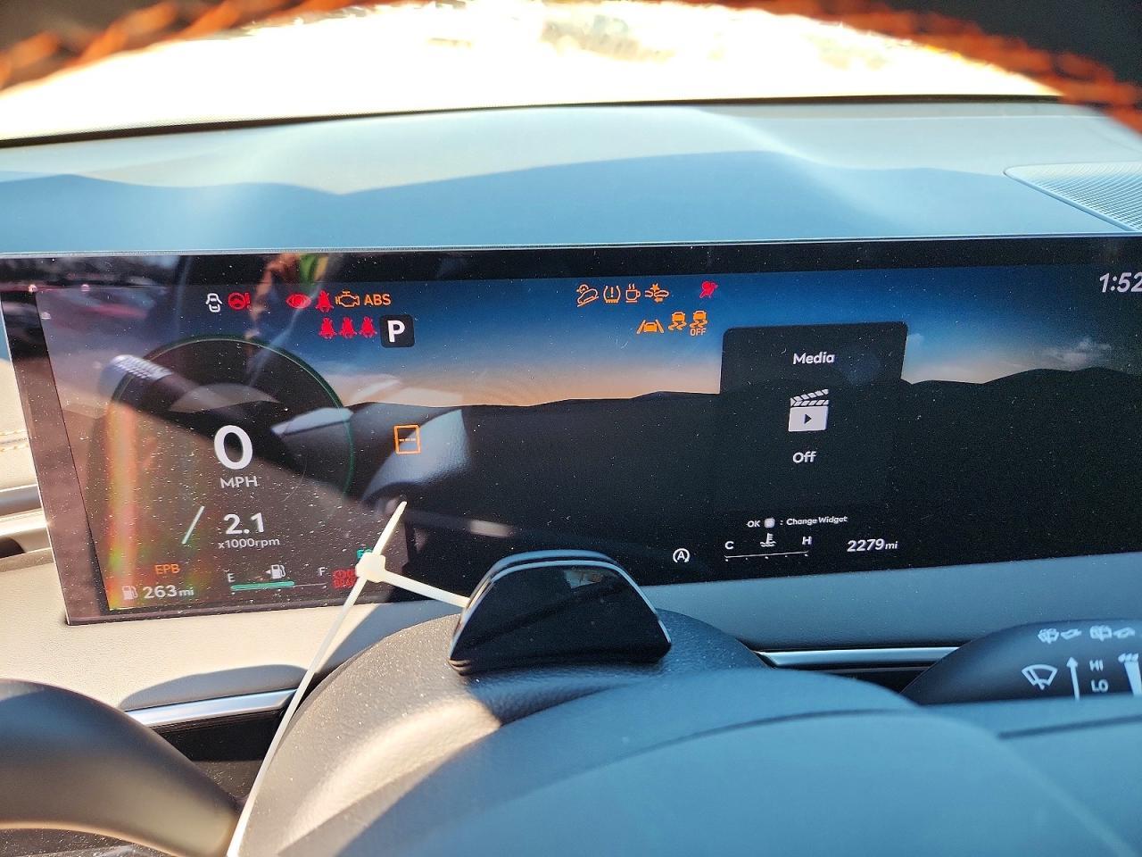 2026 GENESIS GV70