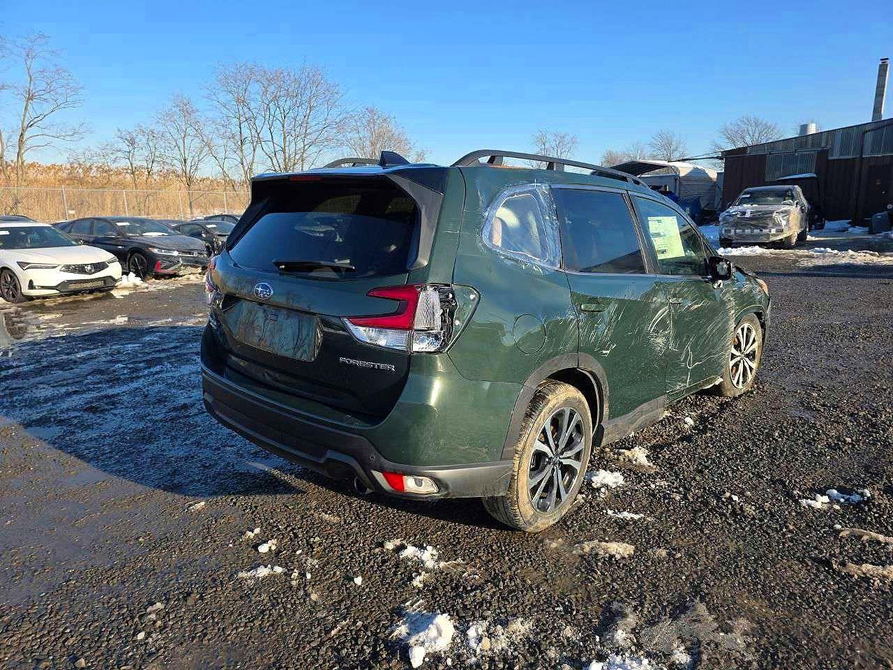 2024 SUBARU FORESTER