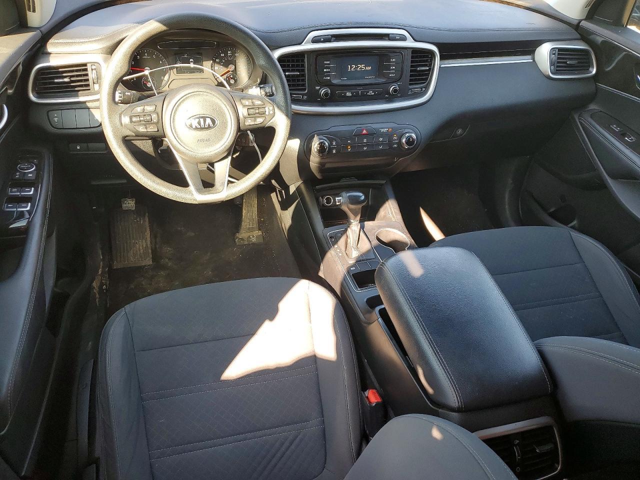 2016 KIA SORENTO