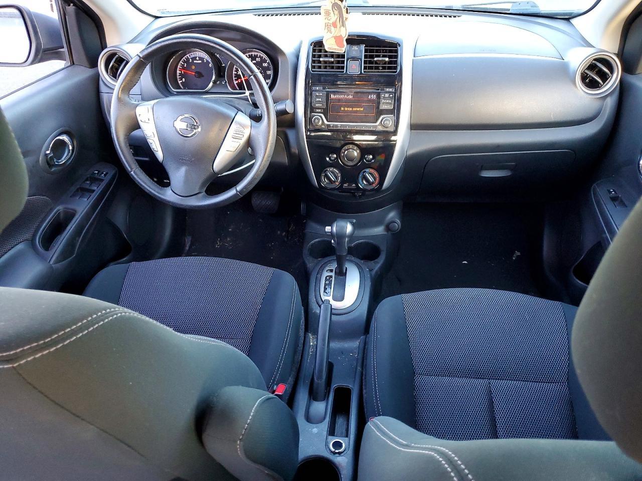 2017 NISSAN VERSA