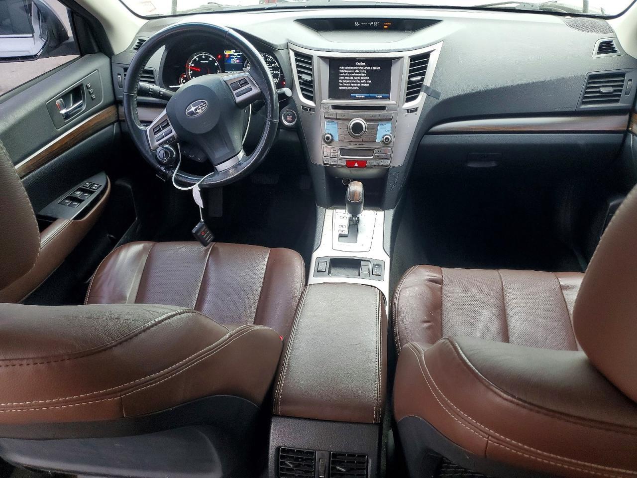 2013 SUBARU Outback