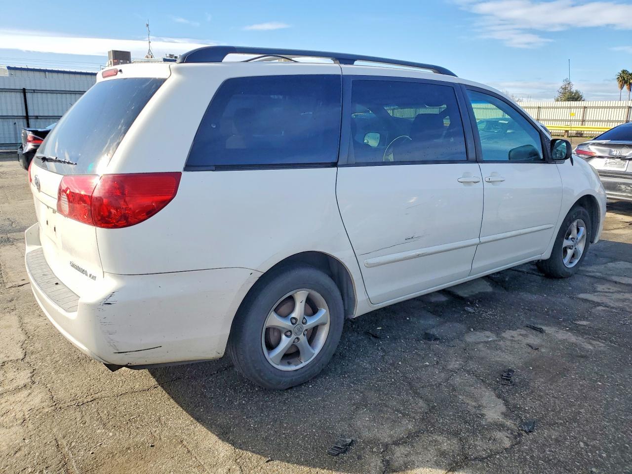2006 TOYOTA SIENNA