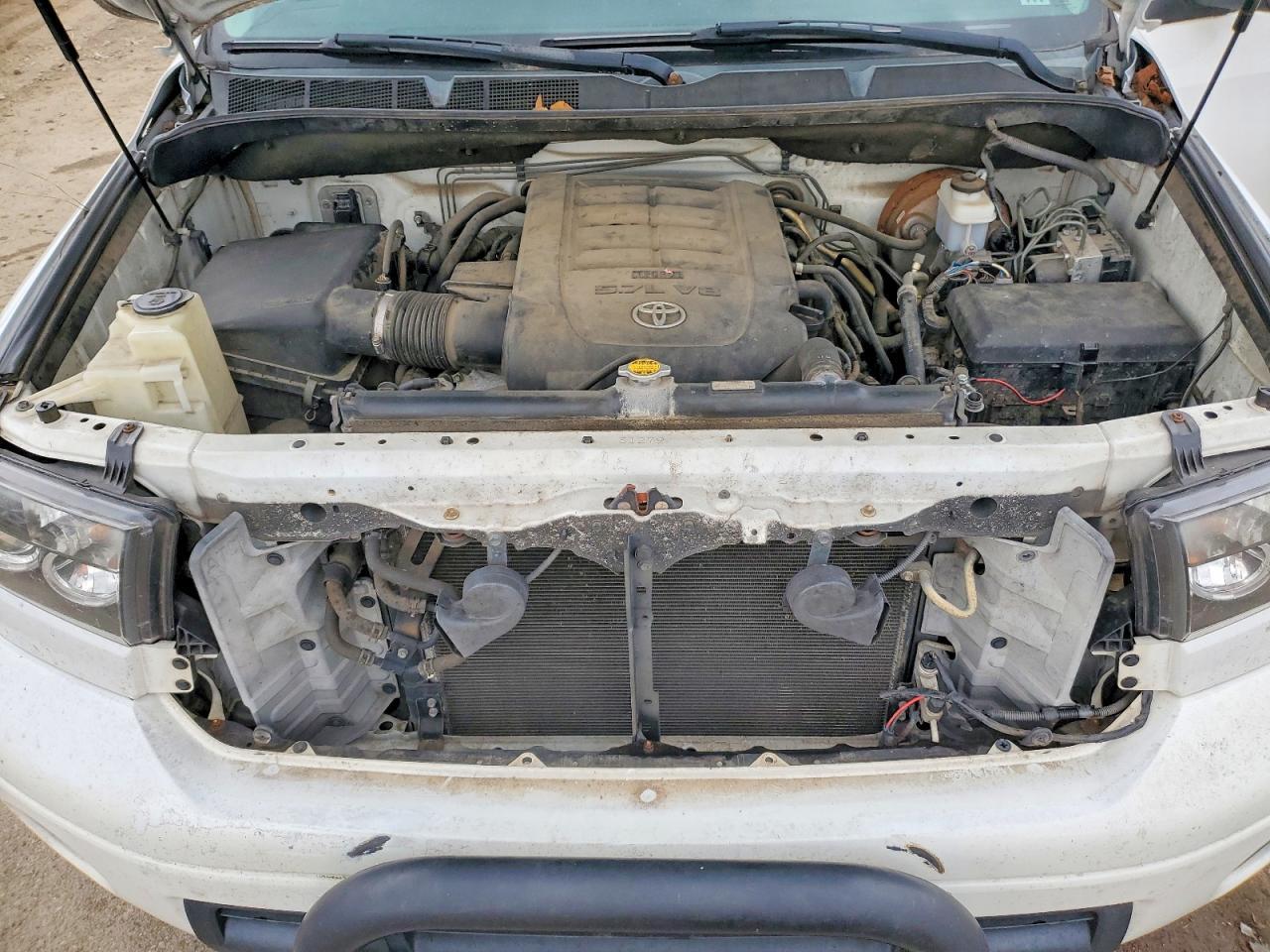 2012 TOYOTA TUNDRA