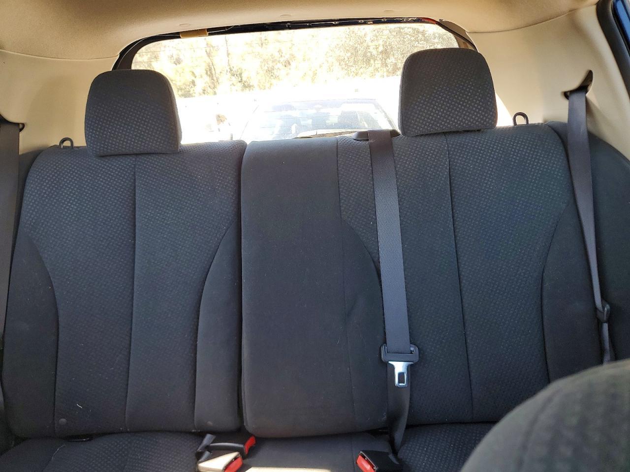 2012 NISSAN VERSA
