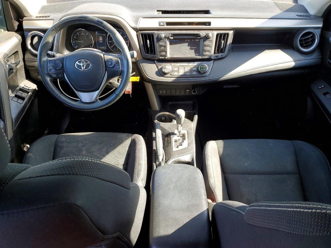 2016 TOYOTA RAV4