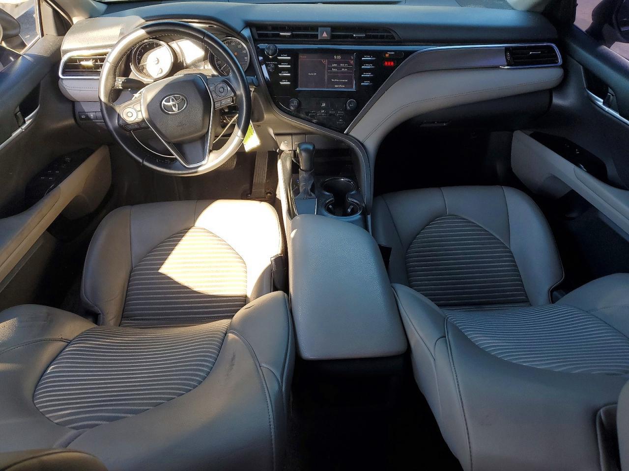 2018 TOYOTA CAMRY