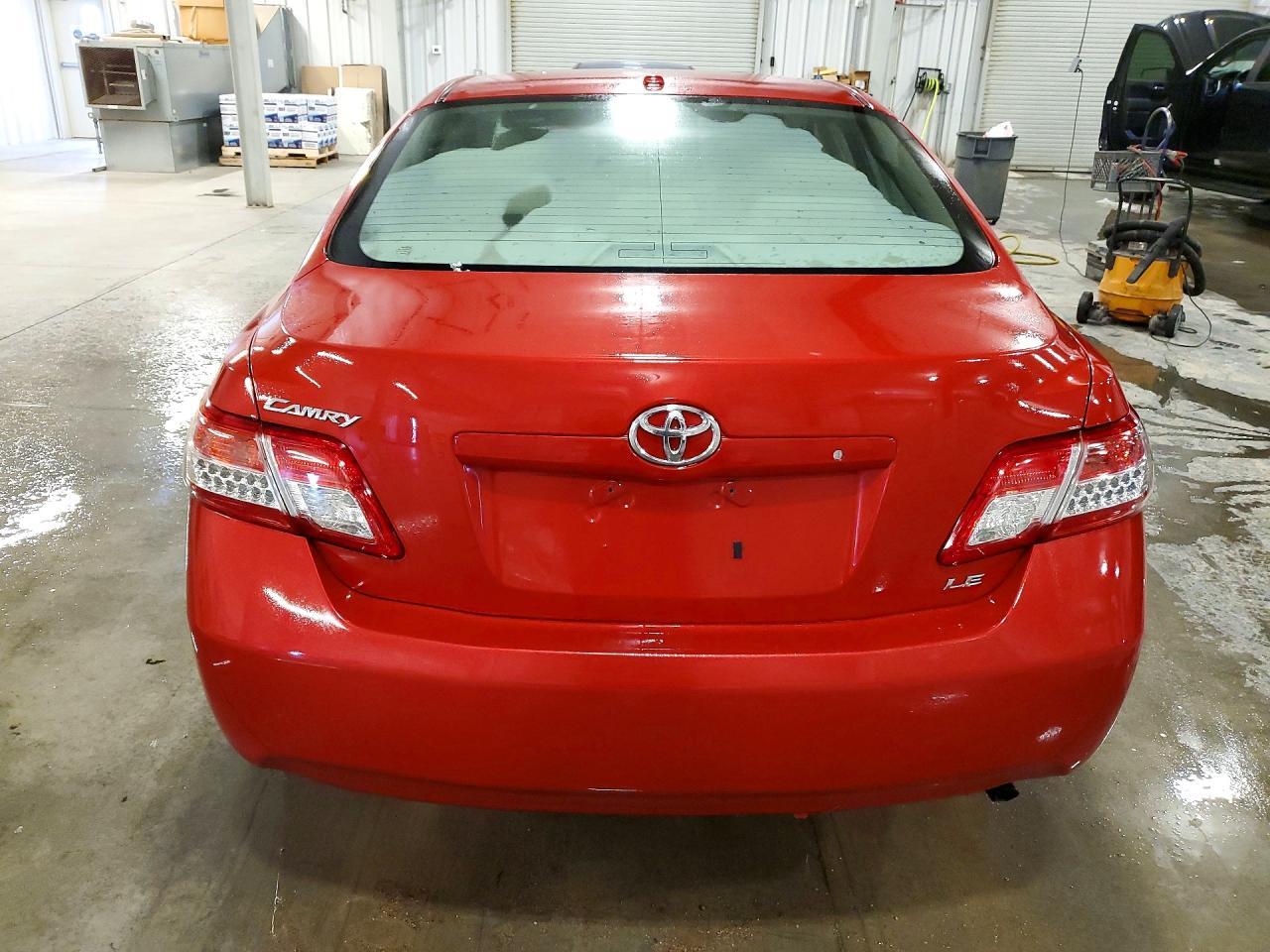 2010 TOYOTA CAMRY