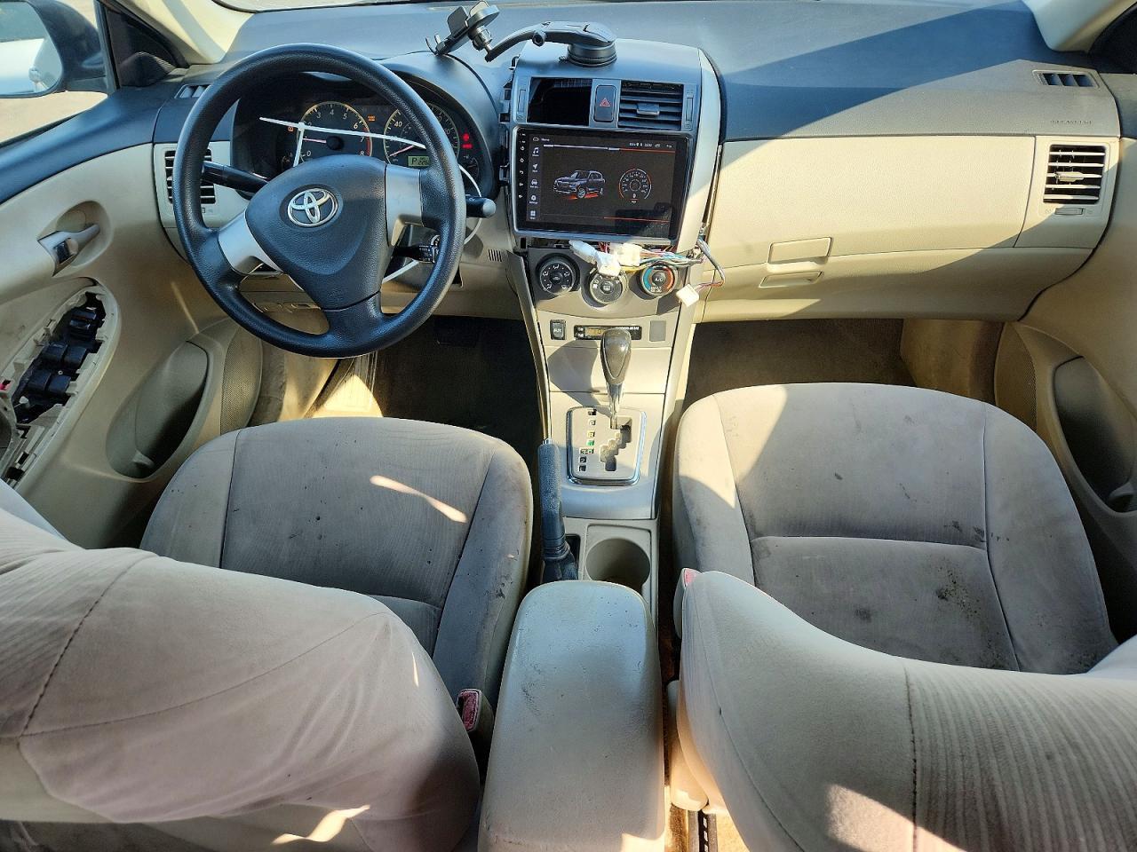 2011 TOYOTA COROLLA