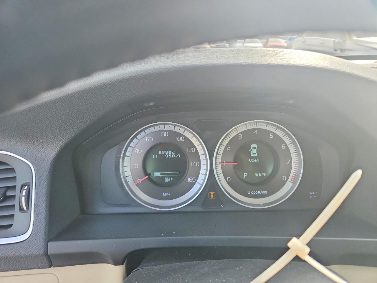 2013 VOLVO S60