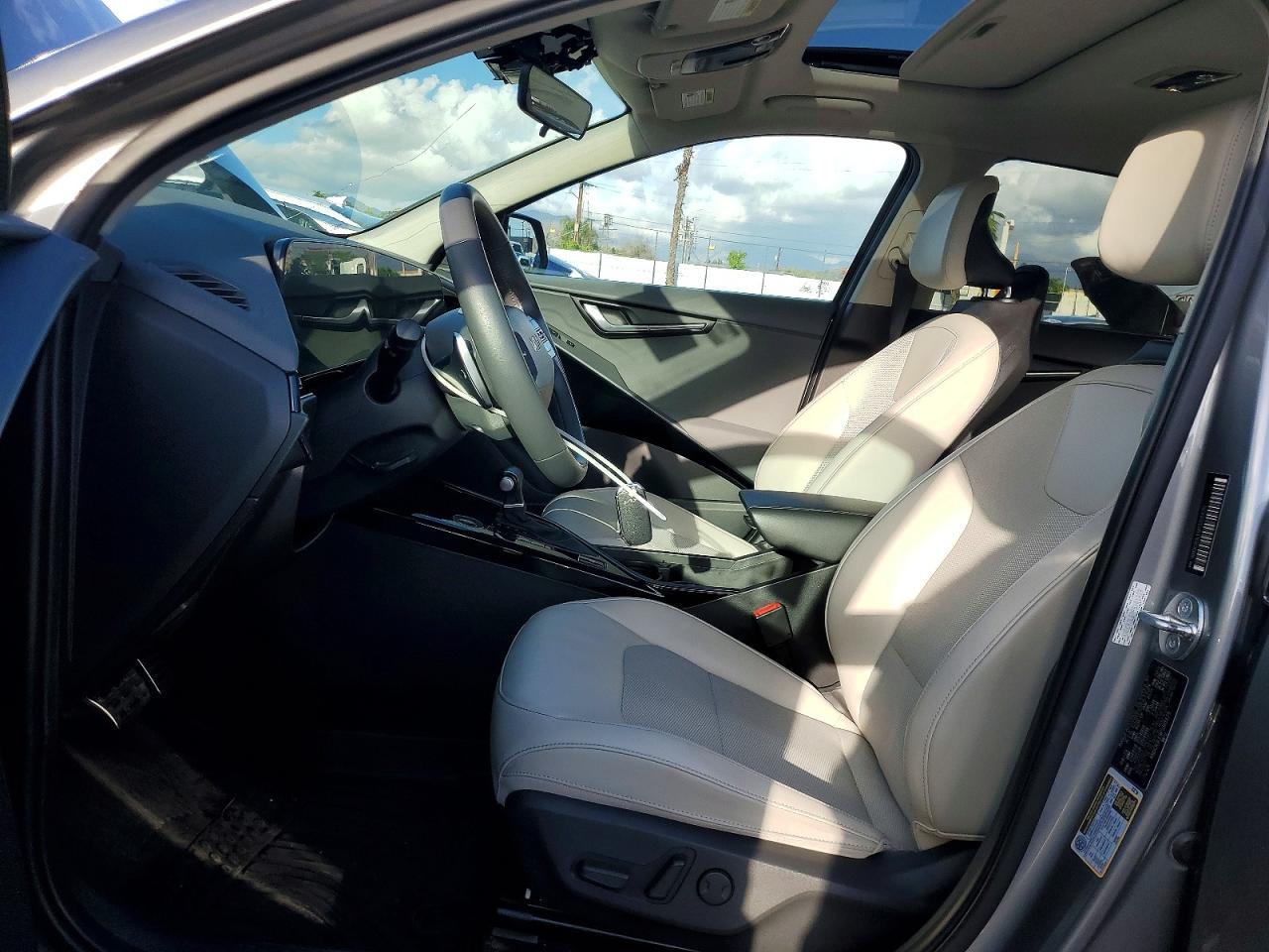 2023 KIA Niro