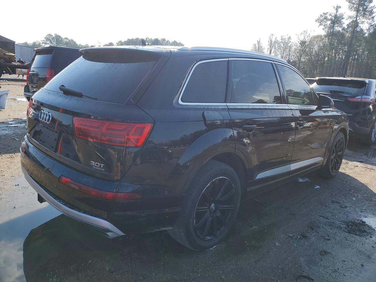2018 AUDI Q7