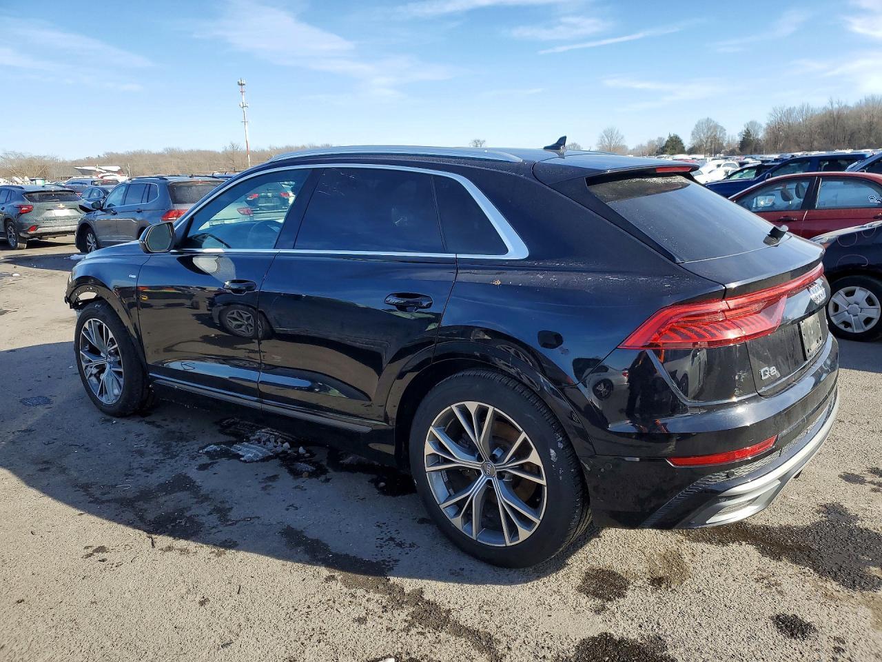 2020 AUDI Q8