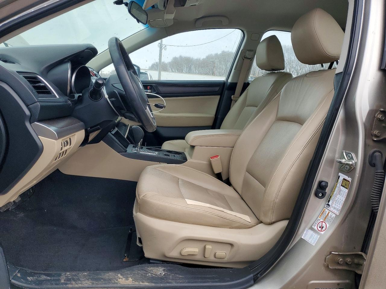 2015 SUBARU Legacy