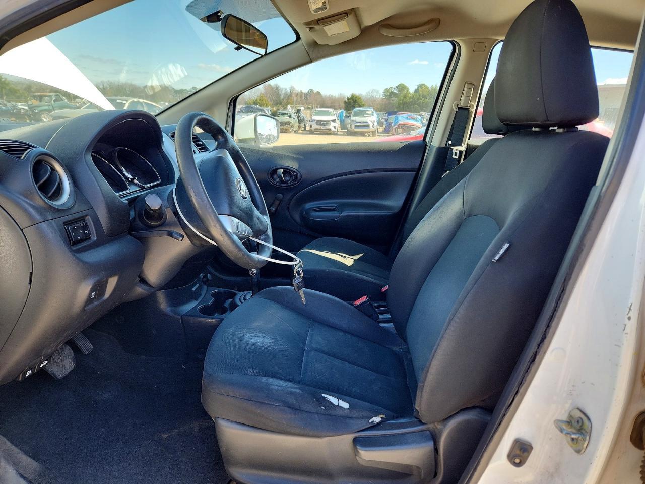 2017 NISSAN Versa Note