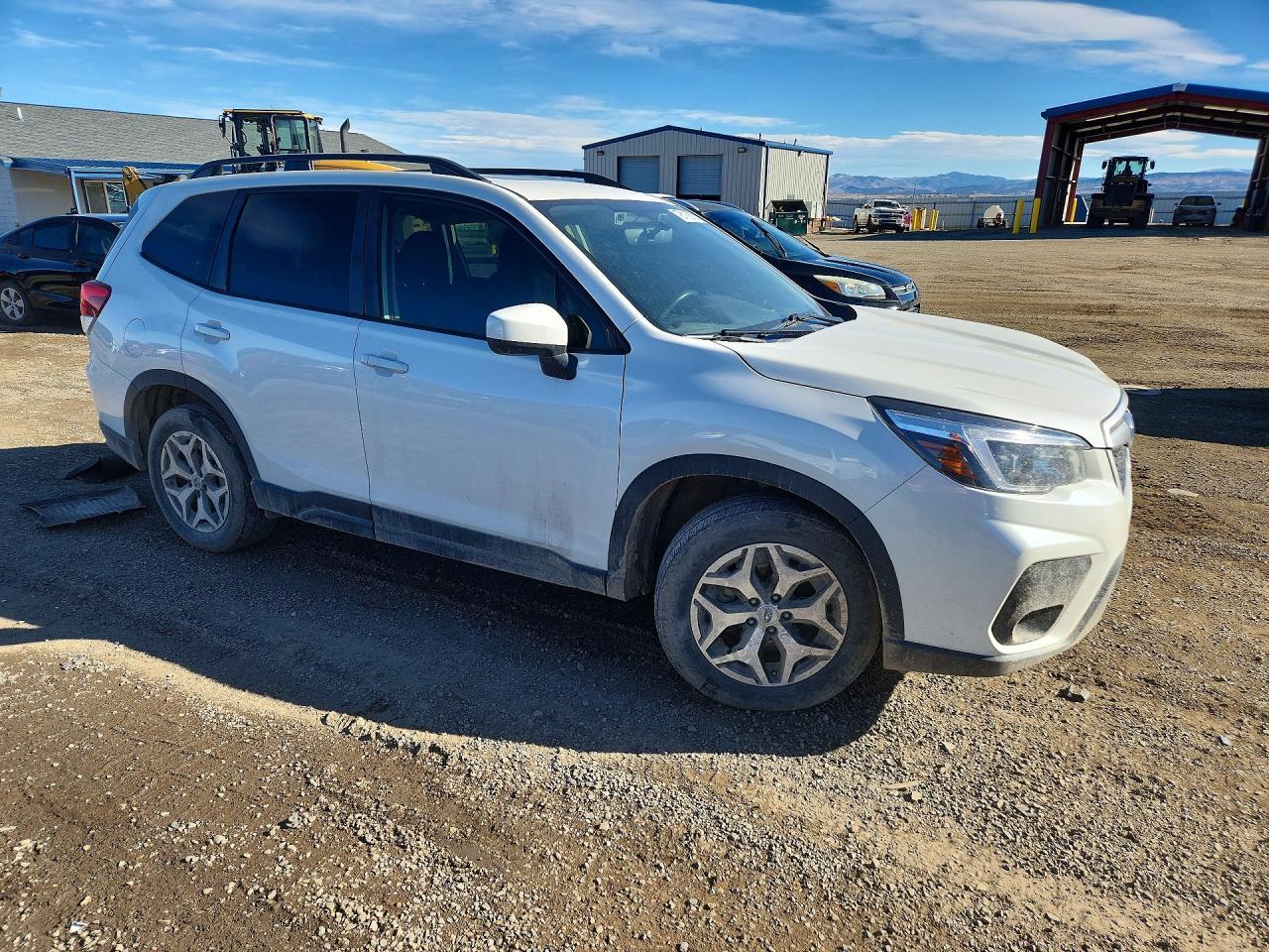 2021 SUBARU FORESTER