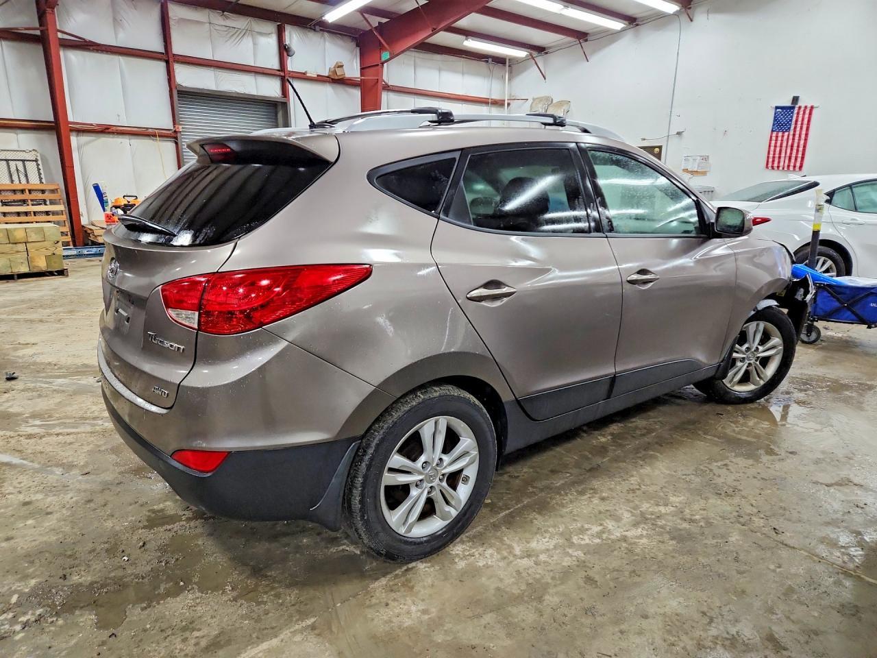 2012 HYUNDAI TUCSON