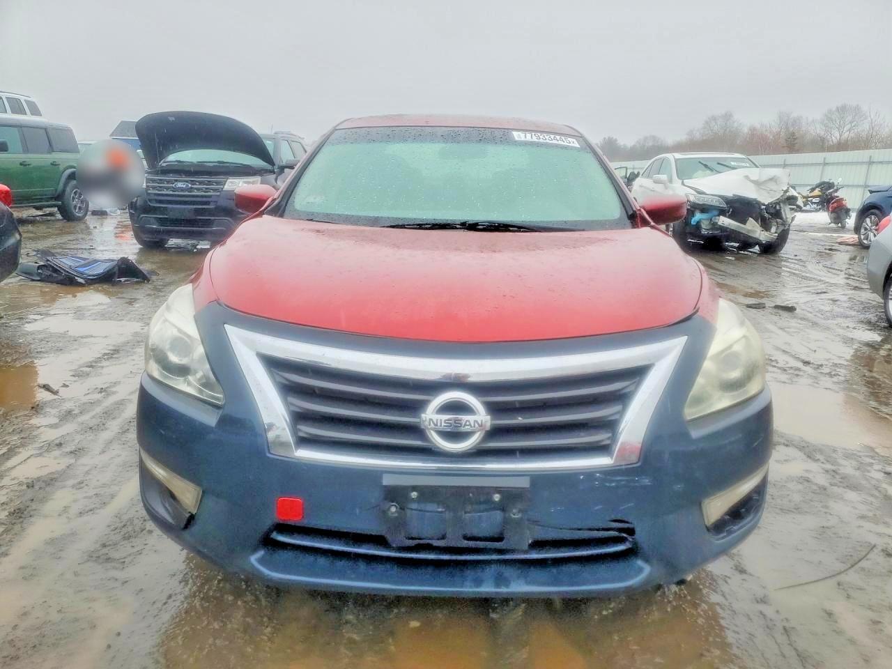 2013 NISSAN .4x2xe