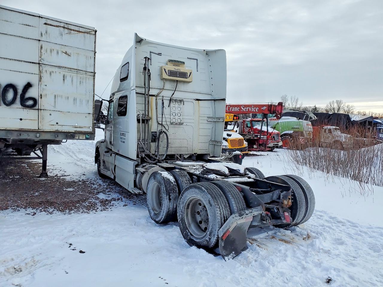 2013 VOLVO VNL
