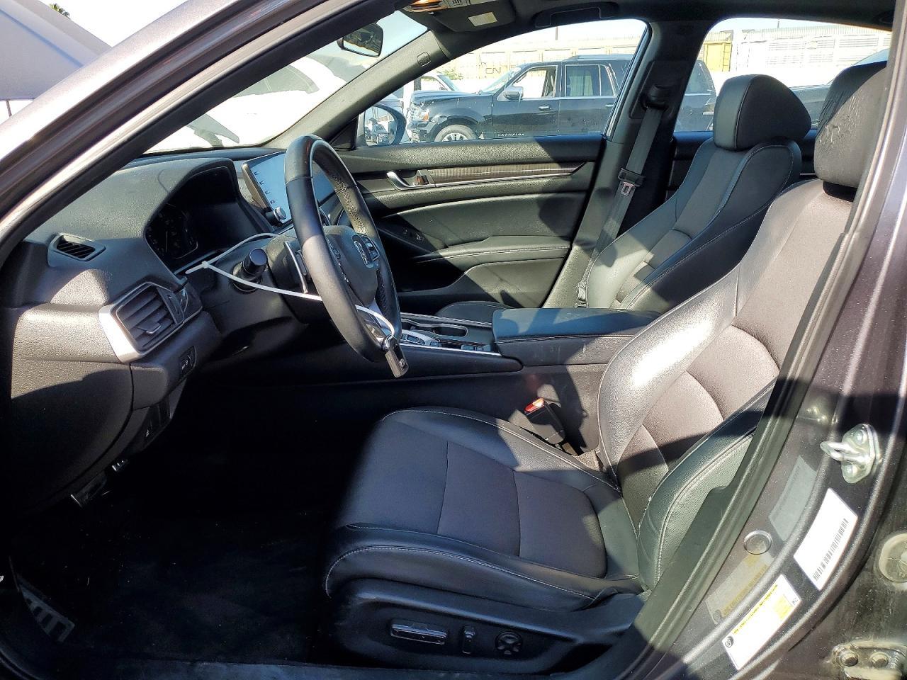 2018 HONDA ACCORD
