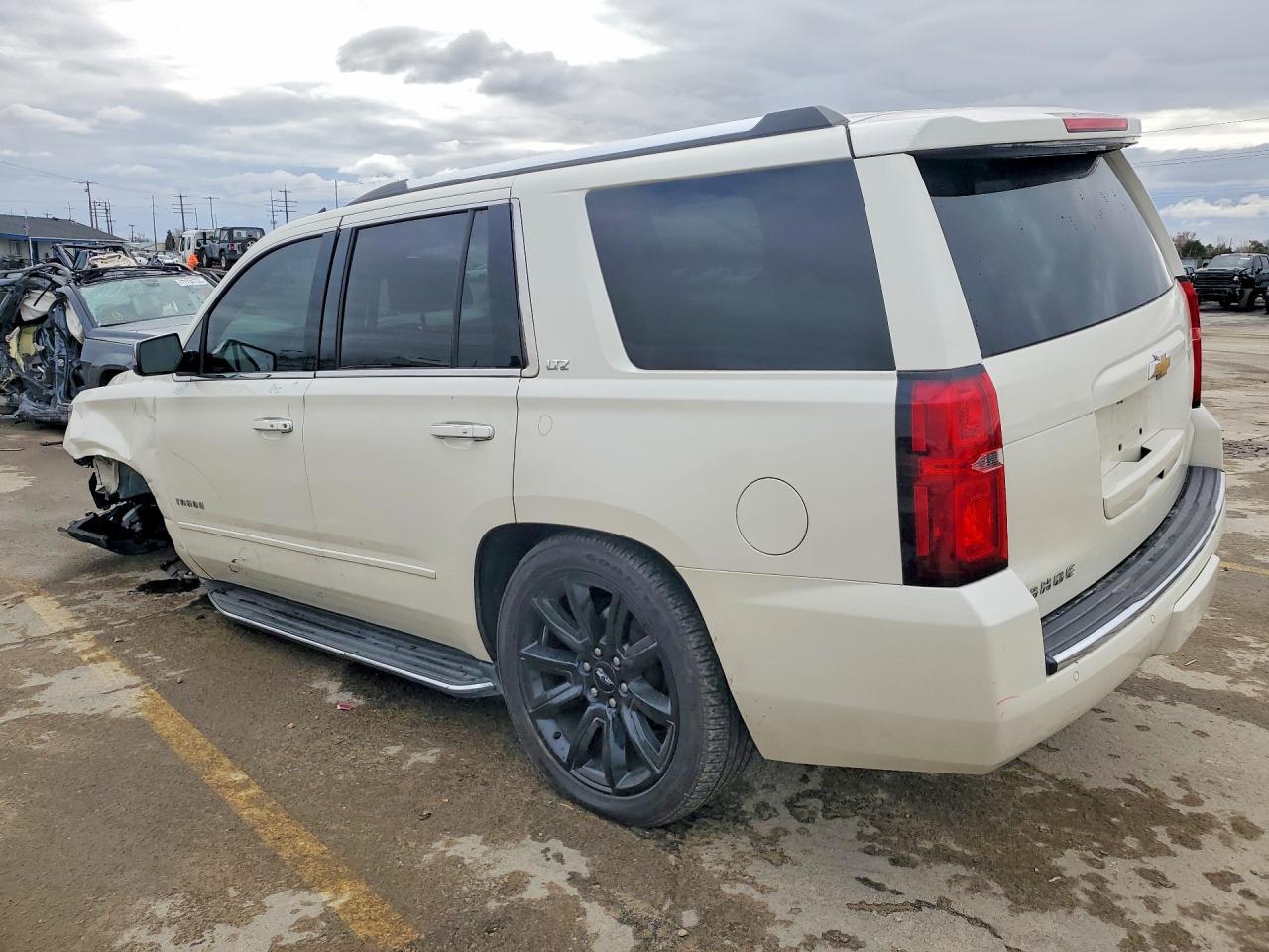 2015 CHEVROLET Tahoe