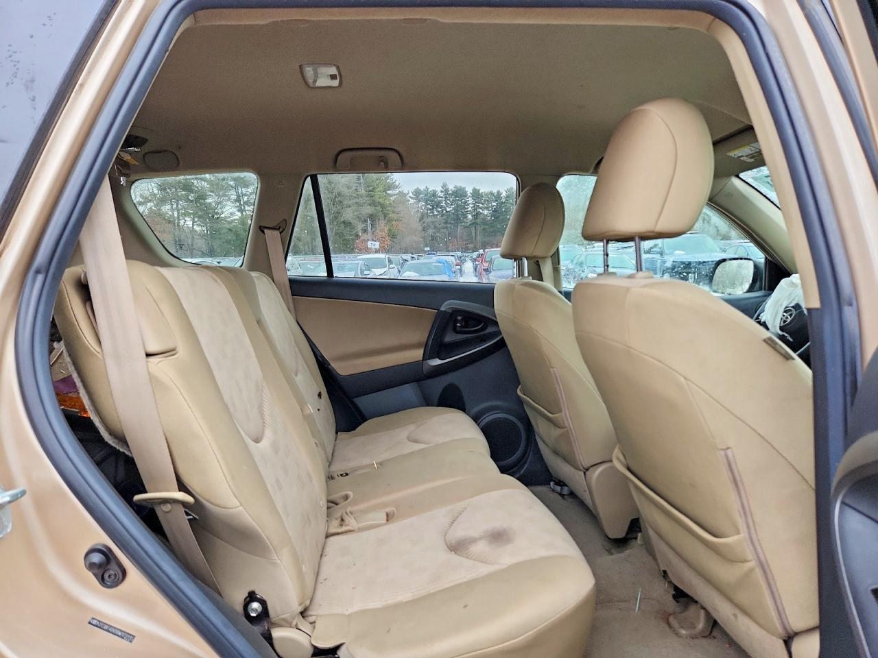 2011 TOYOTA RAV4
