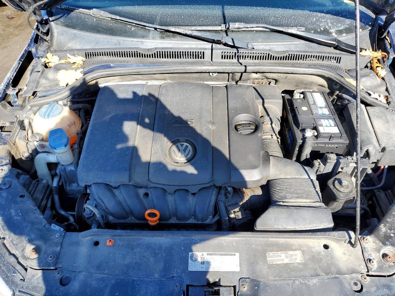 2012 VOLKSWAGEN JETTA