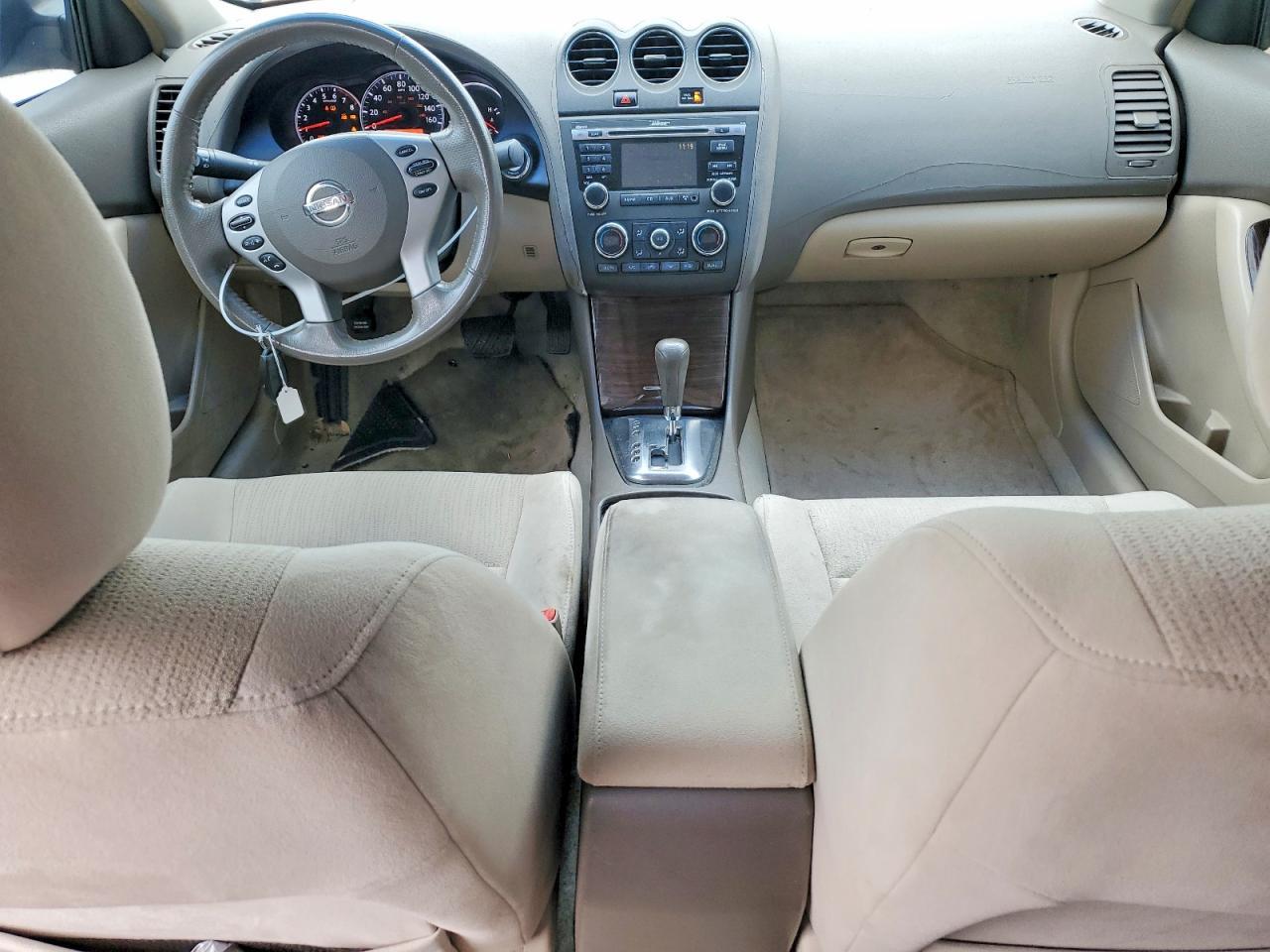 2010 NISSAN ALTIMA