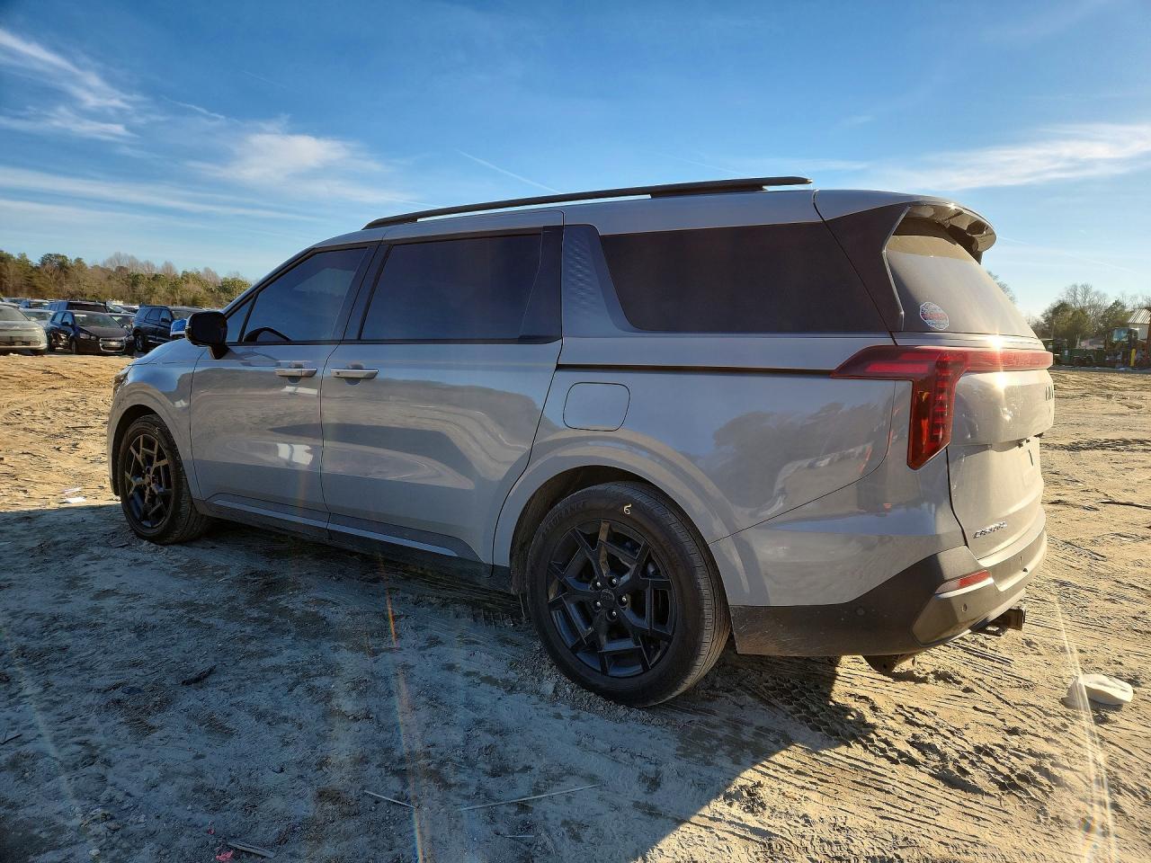 2025 KIA Carnival