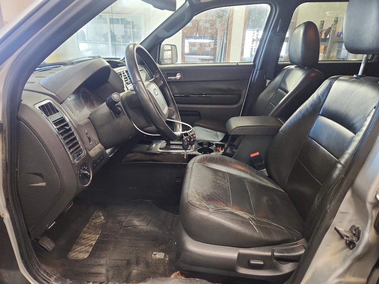 2009 FORD ESCAPE