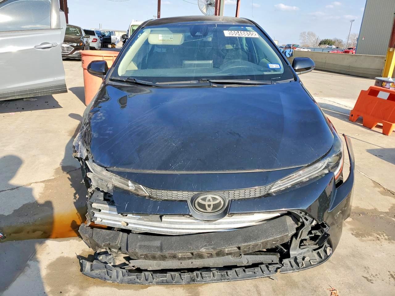 2021 TOYOTA COROLLA
