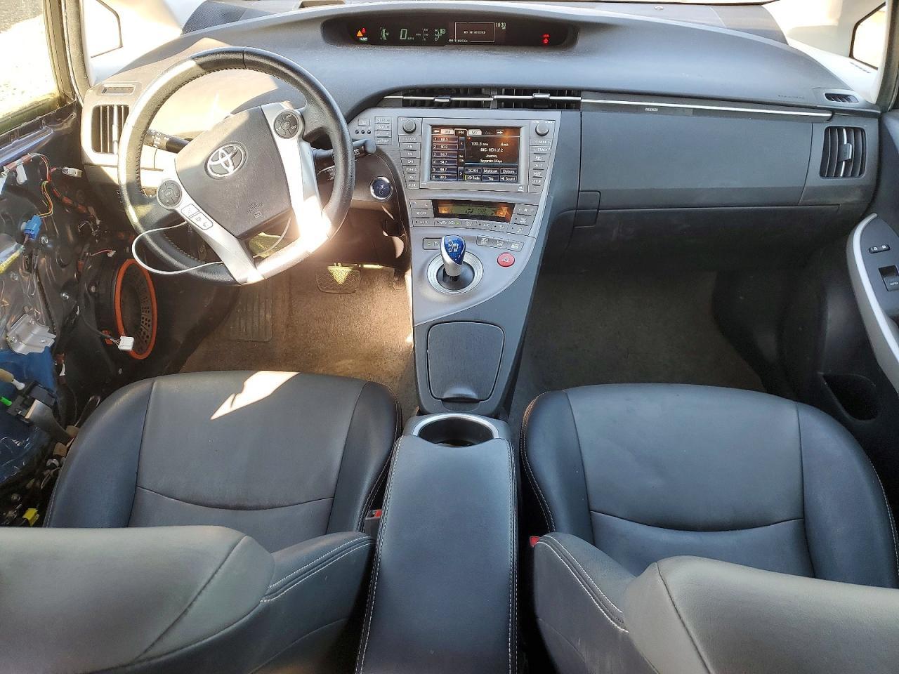 2015 TOYOTA PRIUS