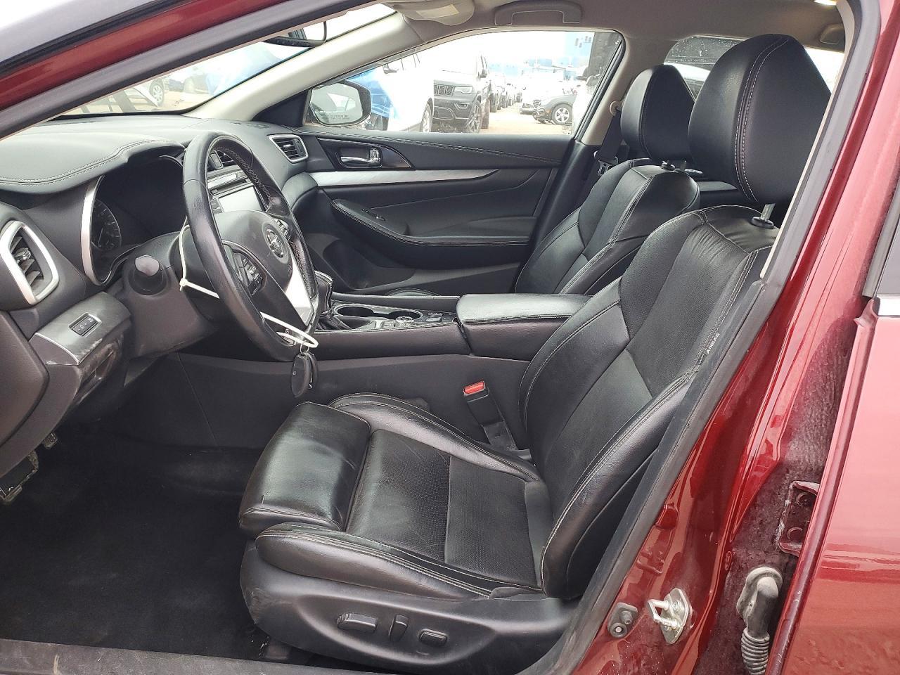 2017 NISSAN Maxima