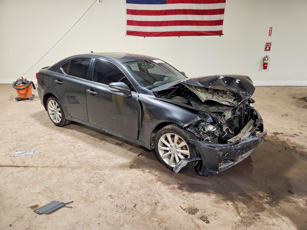 2009 LEXUS IS 250