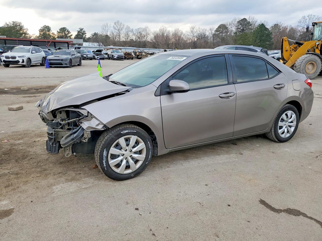 2015 TOYOTA COROLLA