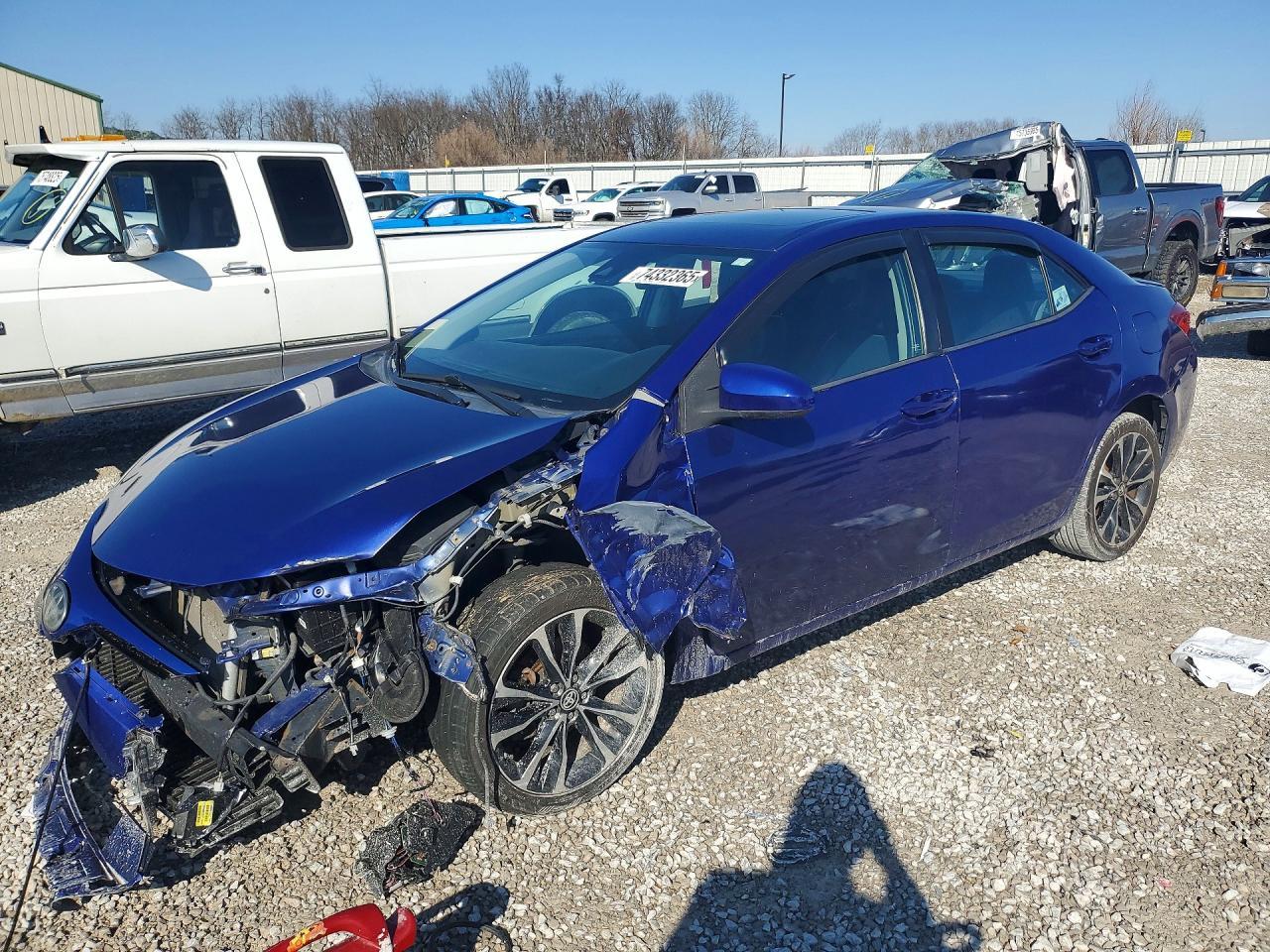 2017 TOYOTA COROLLA