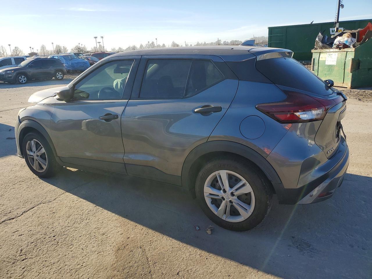 2021 NISSAN KICKS