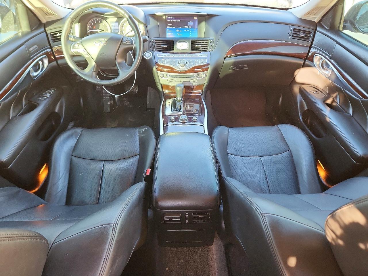 2016 INFINITI Q70