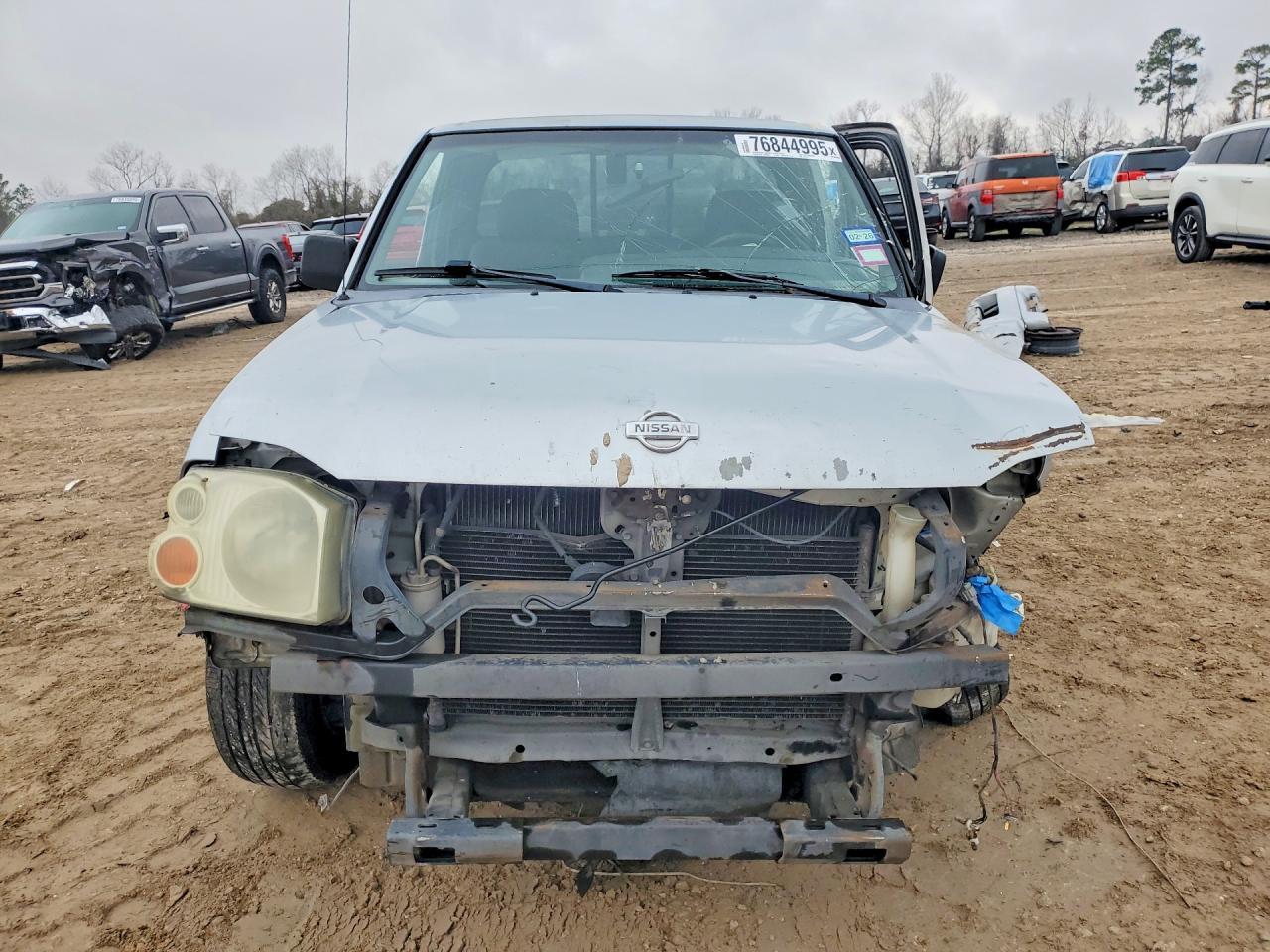 2001 NISSAN Frontier