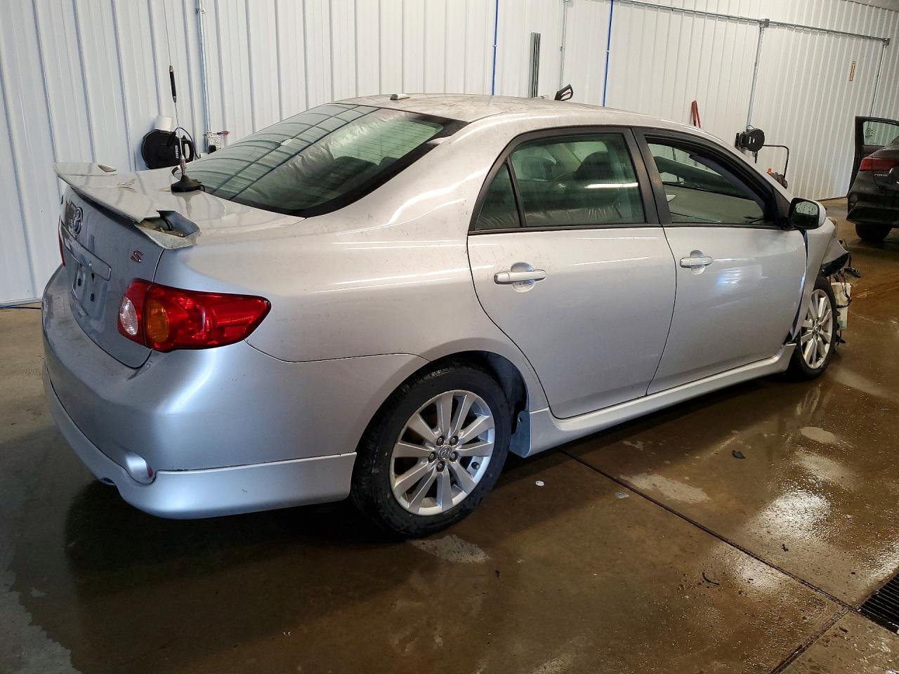 2010 TOYOTA COROLLA