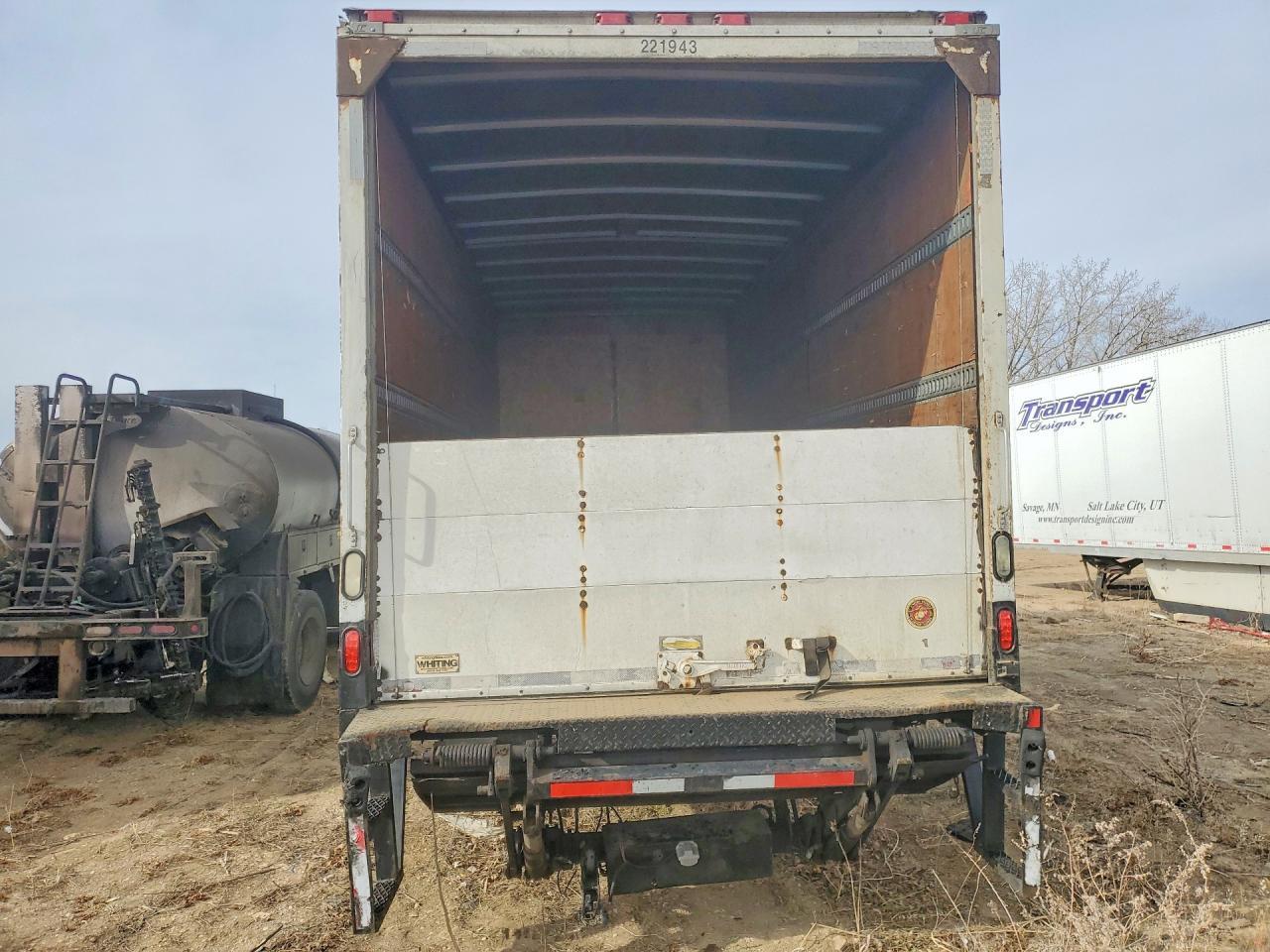 2019 FREIGHTLINER M2