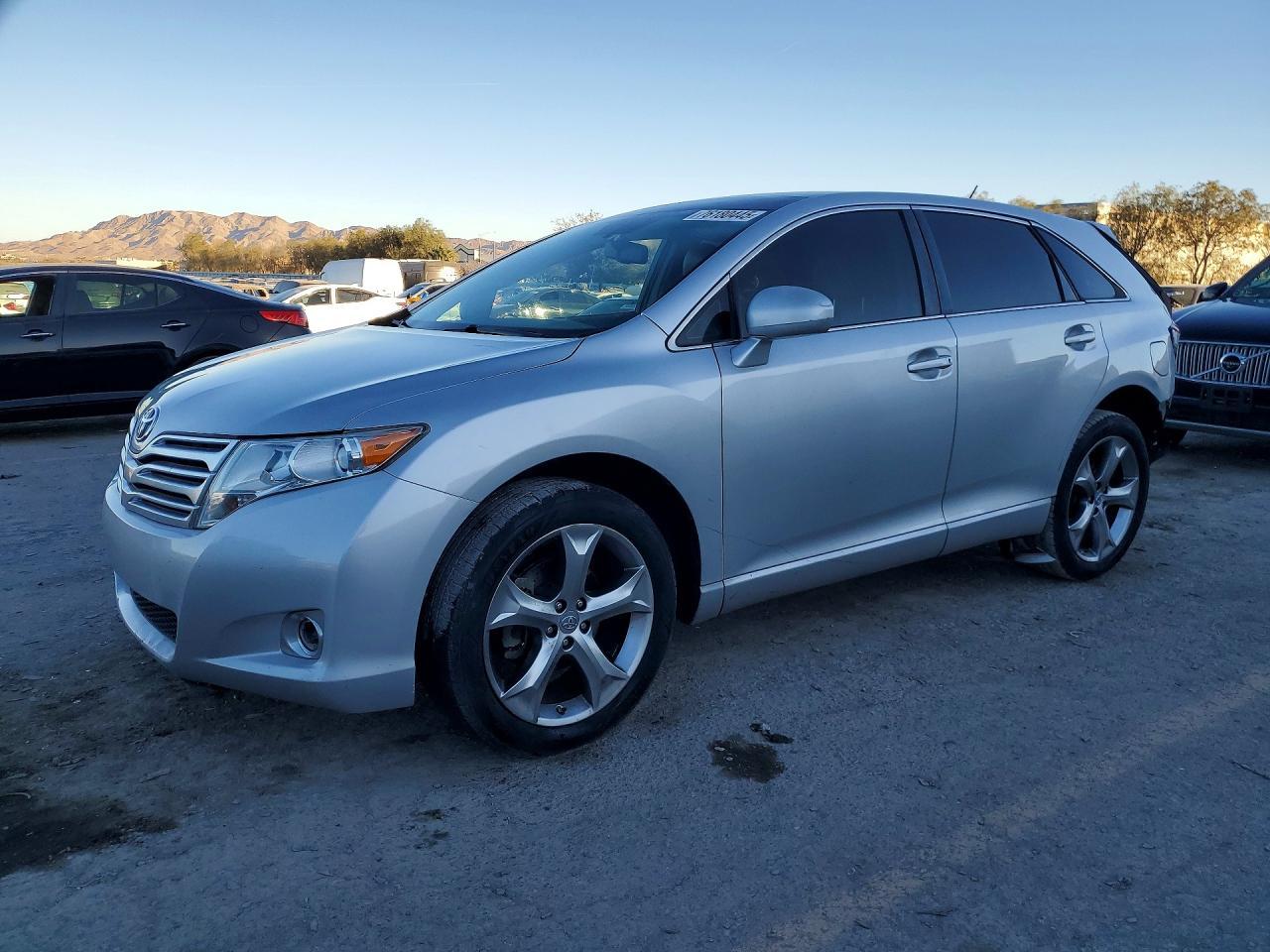 2010 TOYOTA VENZA